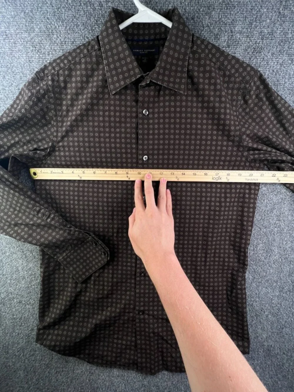 Banana Republic Button Up Shirt Men's Medium 15 15.5 Brown Geometric Print L/S